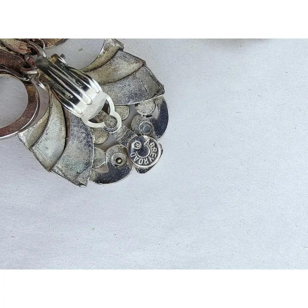 Vintage Signed Abbey Road Earrings - Silver Clip On‎ 3.5